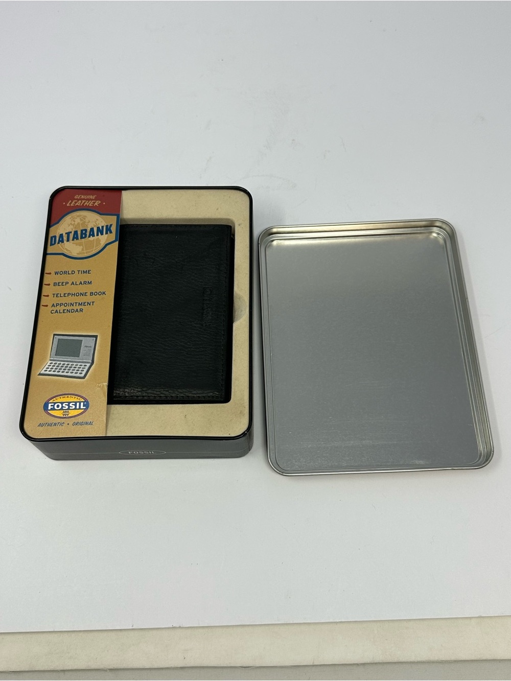 NEW!! Fossil Digital Databank in Tin Calendar/Phone Contacts/Clock U8